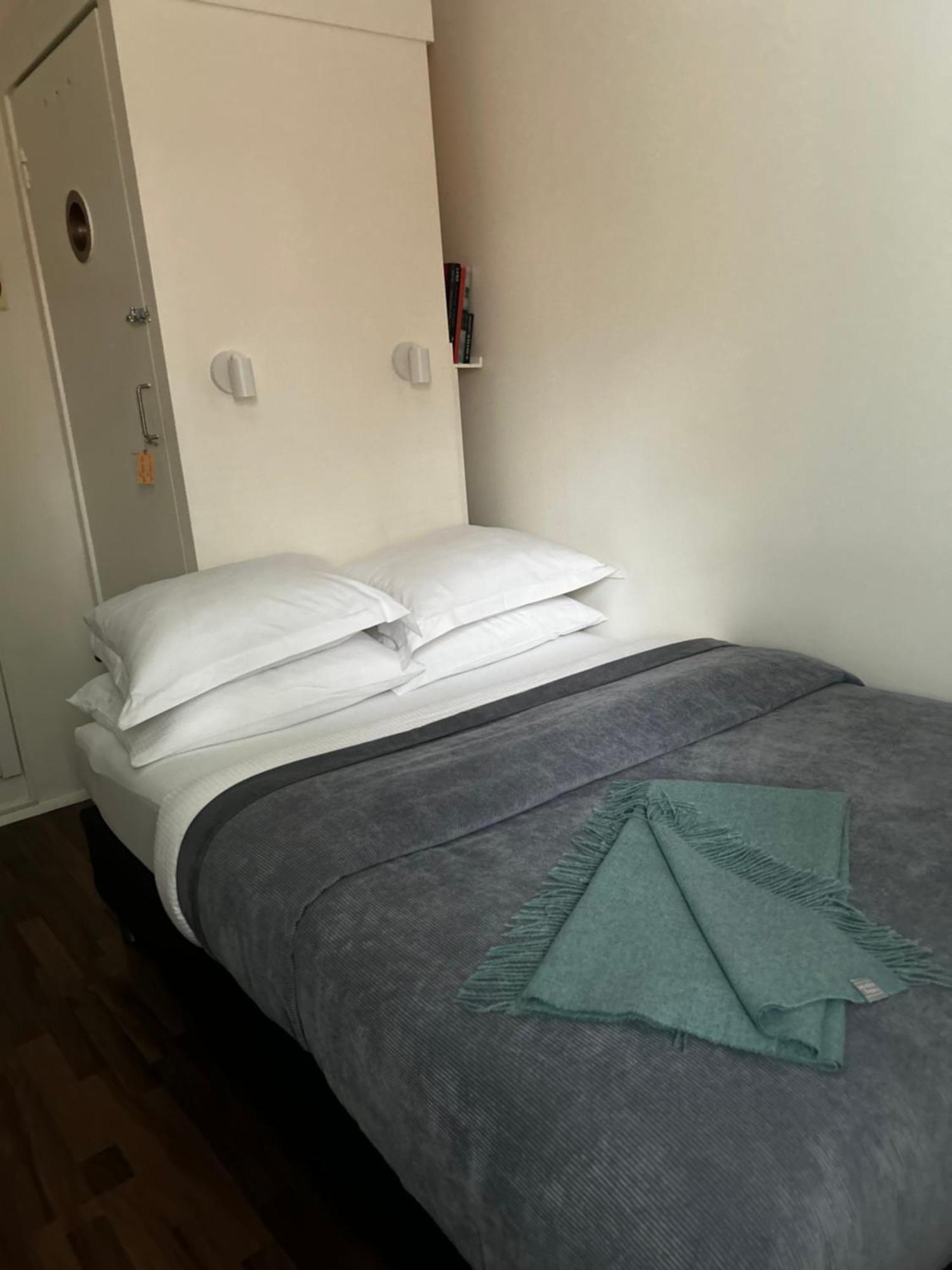 Studio 104- Free Parking Onsite -Private Entrance Reykjavik Ngoại thất bức ảnh